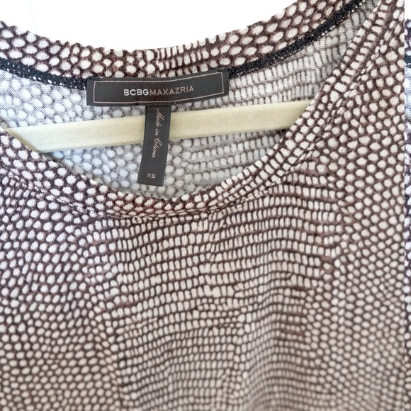 BCBG MAXAZRIA Soft Lightweight Tank Top - Picture 3 of 6